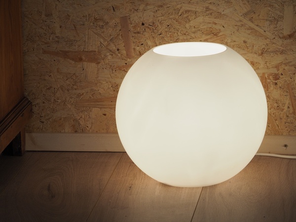 Grande lampe boule BRILLIANT