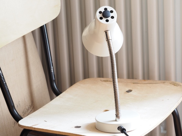 Lampe de bureau blanche JE FASSG