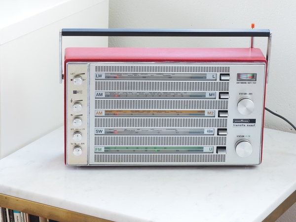 Radio vintage NORMENDE Transita Exact