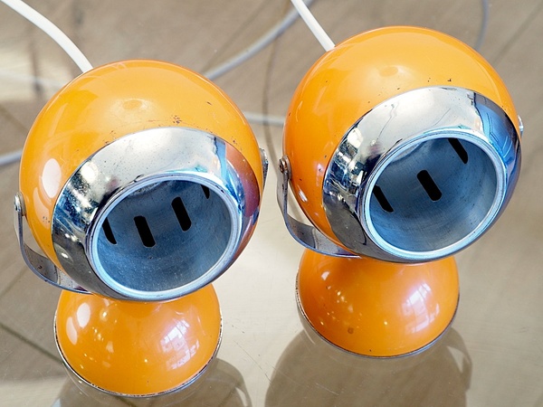 Paire de lampes EYEBALL orange Space Age