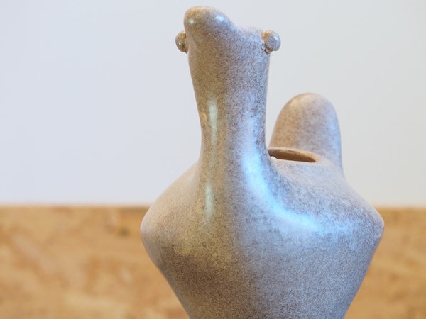 Pichet oiseau zoomorphe signé Marcel IDLAS 10