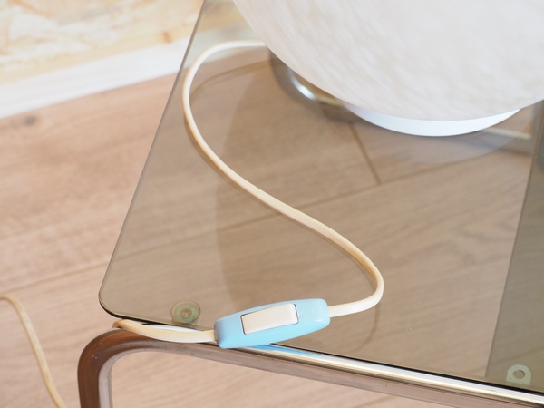 Grande lampe oeuf DOMEC