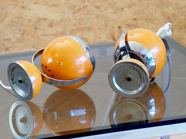 Paire de lampes EYEBALL orange Space Age